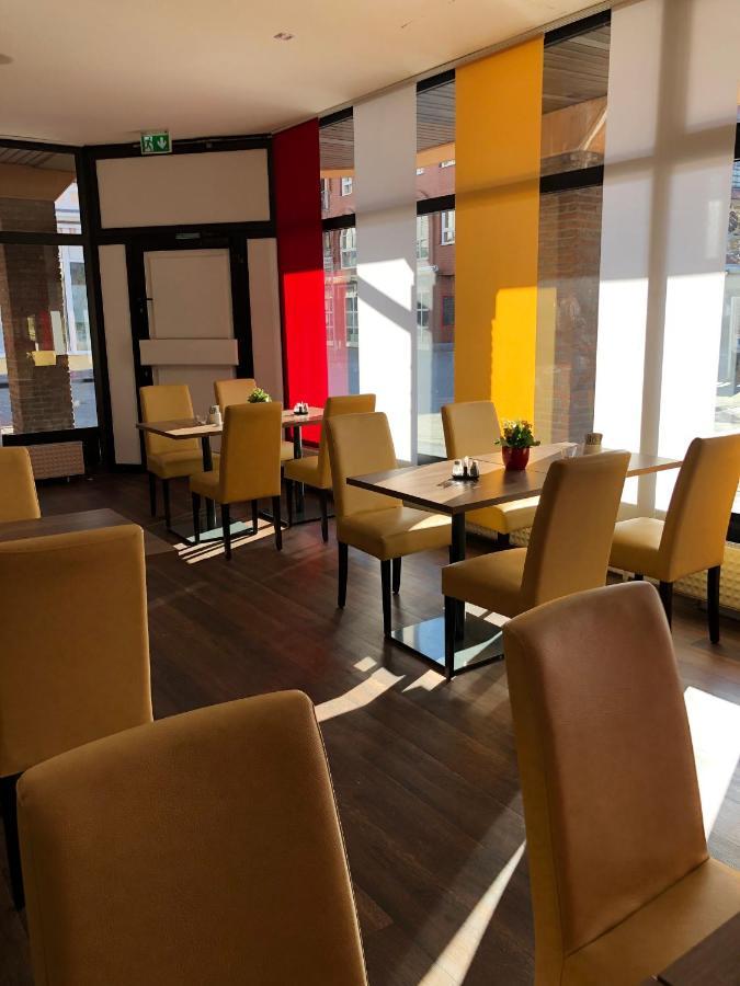 Montana Hotel Koeln-Bonn Airport Troisdorf Exterior photo